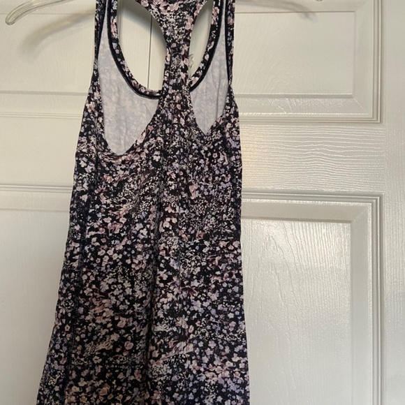 Lululemon Tank Top - Picture 3 of 3